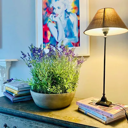 Сasa de vacaciones 3 Bed House In Kildare Sleeps 9 Kildare