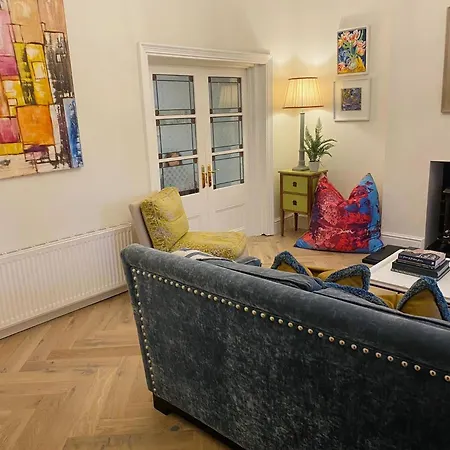 Beautiful 4-bed House In * Kildare