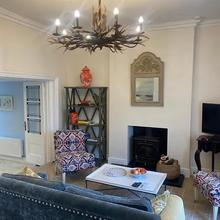 3 Bed House In Sleeps 9 Kildare