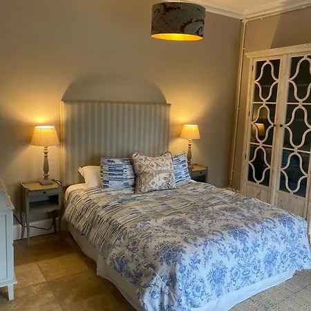 3 Bed House In Sleeps 9 * Kildare