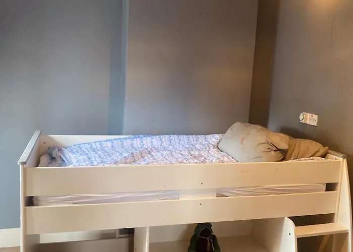 3 Bed House In Sleeps 9 With Parking 別荘 キルデア